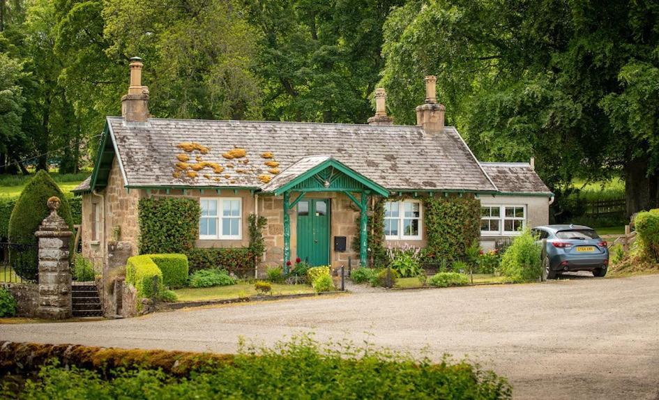 Foulis Castle Gate Lodge Evanton Екстер'єр фото